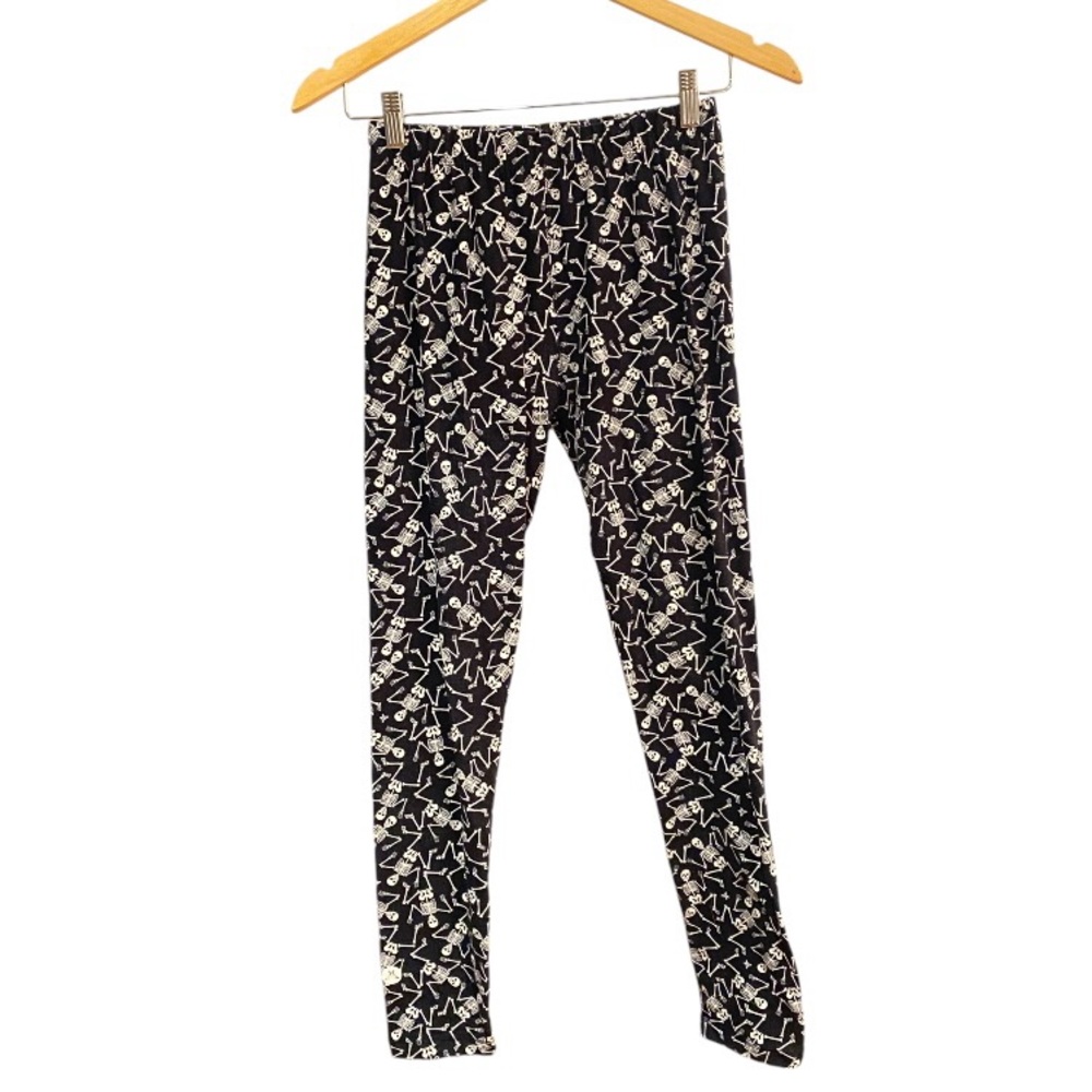 Sweet legs legging. Skeleton print. One size fits all